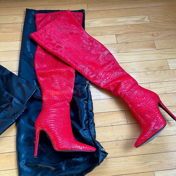 🌶️ Python RED VIXEN THIGH HIGH BOOTS *NEW* THIS IS A SEXY SHOE RIGHT HERE - Picture 1 of 14